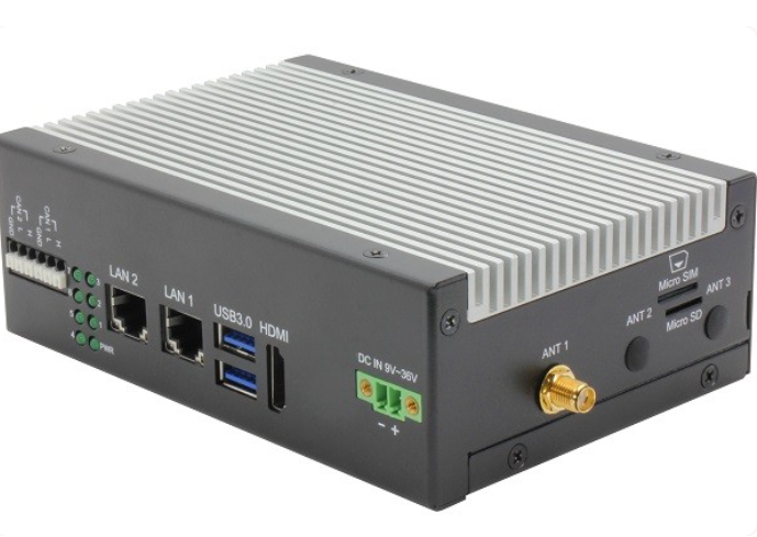 SRG-IMX8P embedded box PC with NXP i.MX8M Plus processor front view