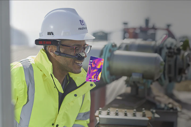 RealWear Navigator Z1 with built in thermal imaging for equipment inspection