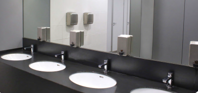 Wireless distance sensor with battery powered monitoring