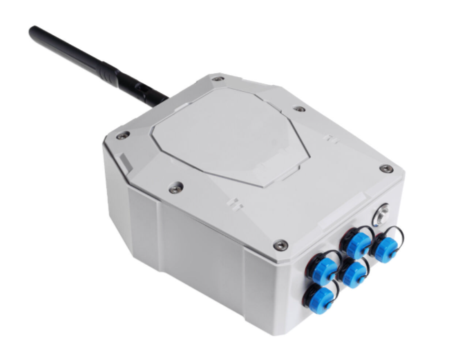 Industrial SenseCAP sensor hub 4G logger with multi sensor support