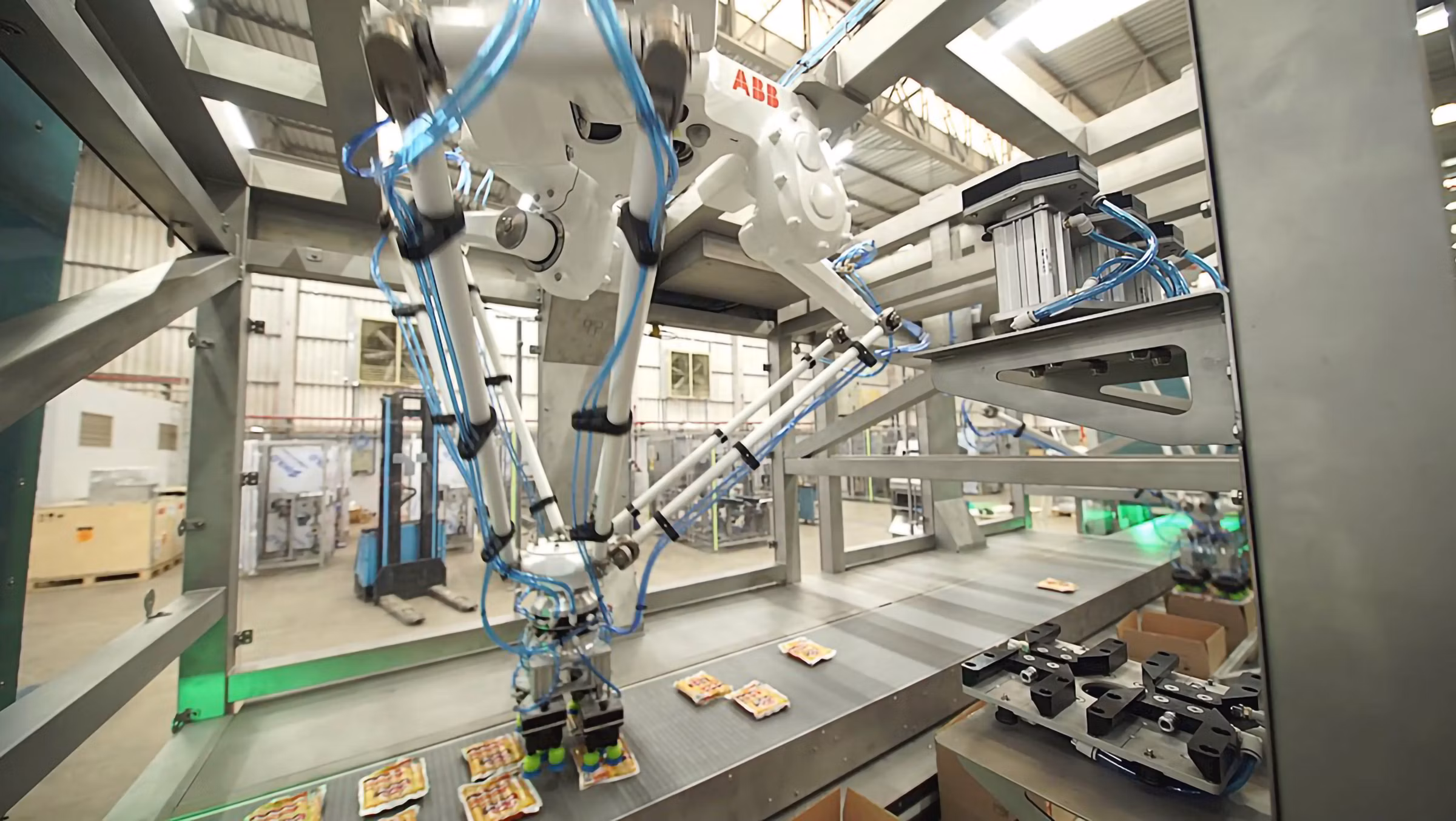 ABB IRB 390 - 10/1300 Delta Robot