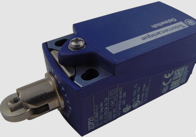 Schneider Electric compact limit switch IP67 industrial sensor close up