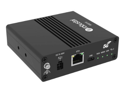 Robustel R5010 Industrial 5G Router with 2.5GB LAN, PoE-PD and USB Connectivity