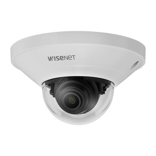 Hanwha QND-8011 wired IP security camera installed on ceiling showing day/night coverage, 5 MP high-resolution video, IP42 weather protection, and IK08 vandal-resistant housing