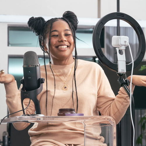 Logitech StreamCam, 1920 x 1080 pixels, Full HD, 60 fps, 1080p, 2 - 3.7 mm