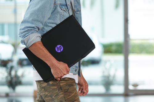 HP Pavilion Gaming, Intel® Core™ i5, 2.4 GHz 17.3" 8 GB, 1.26 TB Laptop