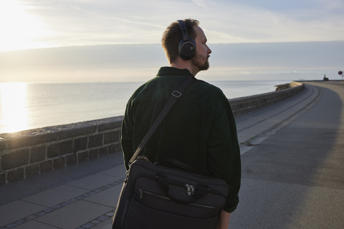 POLY Voyager Surround 85 UC Headset, 20 - 20000 Hz, , Black Headphone