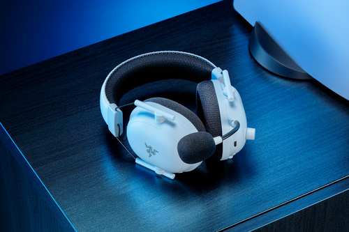 Razer BlackShark V2 Pro (RZ04-04530600-R3G1) Wireless, 12 - 28000 Hz, Gaming, Headset/Headphones, White