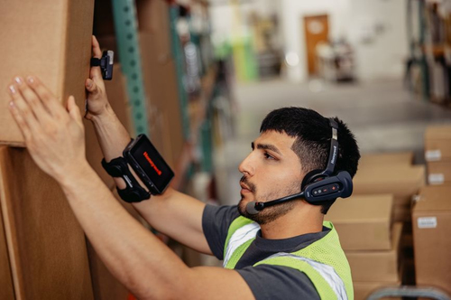 CW45 device with wireless and NFC connectivity features