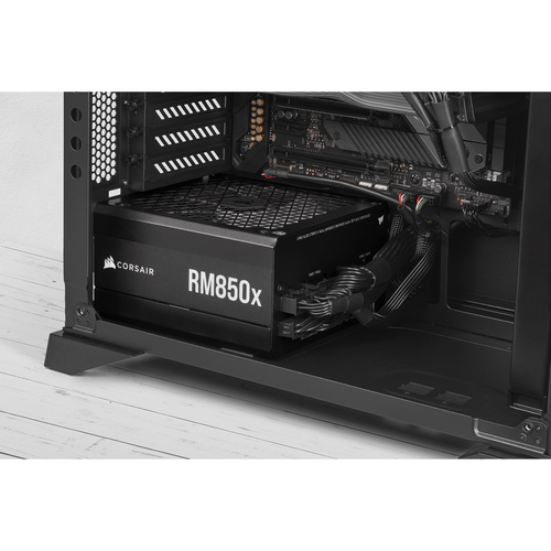 Corsair RM850x, 850 W, 100 - 240 V, 47 - 63 Hz, 5 - 10 A, Power Supply