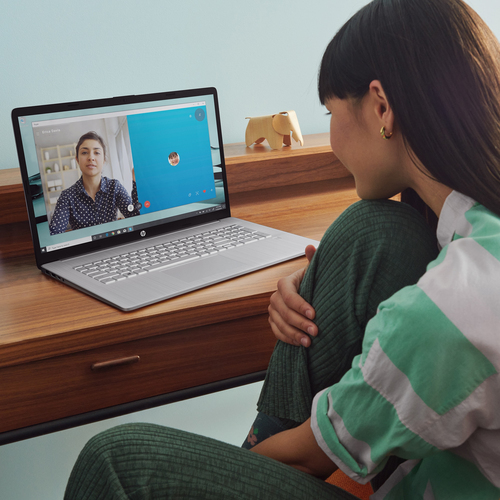 HP 17-cn0102na Intel® Core™ i3 17.3" 8 GB, 128 GB Windows 11 Home