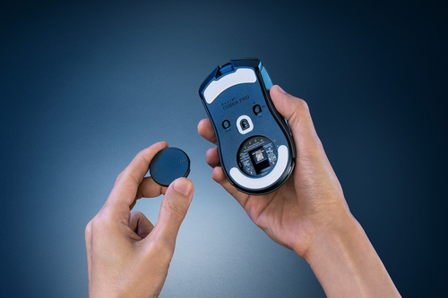 Razer Cobra Pro, Right-hand, RF Wireless + Bluetooth + USB/C Optical Mouse