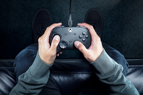 Razer (RZ06-05210100-R3M1) Wolverine V3 Tournament Edition, Gamepad for PC/Xbox