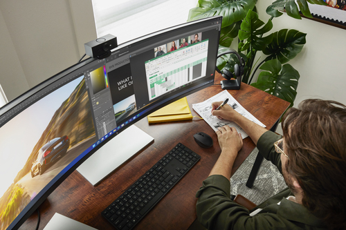 HP E45c G5 DQHD Curved LCD Monitor, (44.5"), 5120 x 1440 pixels