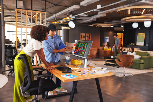 Samsung 32 Inch Odyssey OLED G80SD swivel and pivot mode