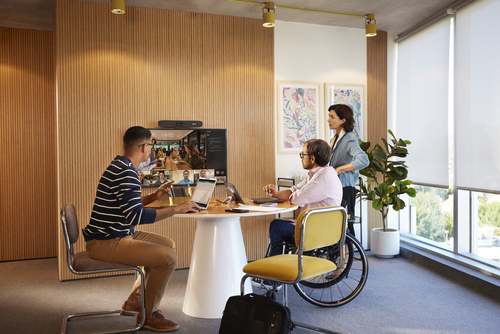 HP 715 Rechargeable Multi-Device Mouse, Ambidextrous, RF Wireless 3000 DPI