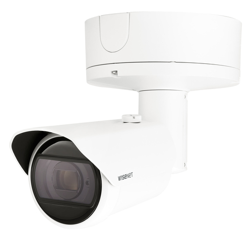Professional surveillance camera with infrared night vision up to 90 m and 150 dB dynamic range