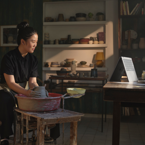 HP Elite x360 Envy x360 14-inch, AMD Ryzen 7, 16GB RAM, 1TB SSD, FHD Touchscreen