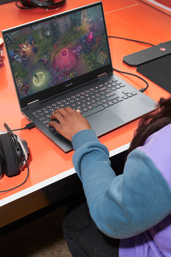 HP OMEN AMD Ryzen 7, 3.2 GHz 15.6" 2560 x 1440 pixels 16 GB 512 GB laptop