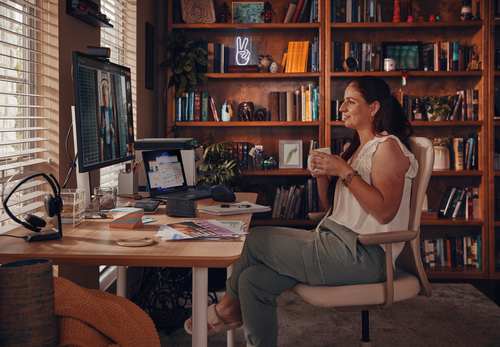 HP E32k G5 4K USB-C Monitor, 80 cm (31.5"), 3840 x 2160 pixels, 4K Ultra HD, LCD