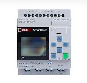 FL1F SmartRelay front view showing LED display and 4 outputs