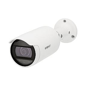 Hanwha ANO-L7022R outdoor IP bullet security camera with 4 MP resolution and PTZ control